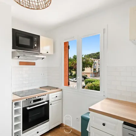 Le Phare Giens Clim/wifi/parking Apartment Hyeres