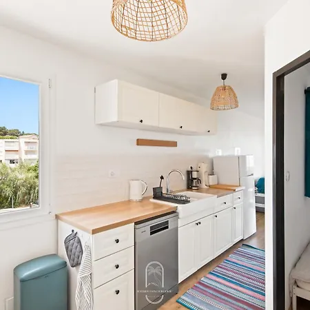 Le Phare Giens Clim/wifi/parking Apartment Hyeres